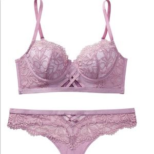 Brand New AdoreMe Diara Contour